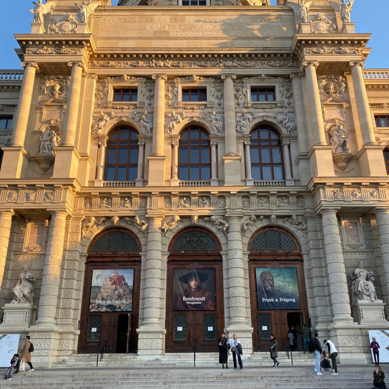 Foto vom Eingang des Kunsthistorischen Museums
